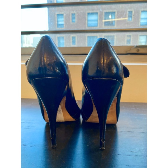 Bebe fetish pin up style patent heels size 7 - Picture 3 of 4